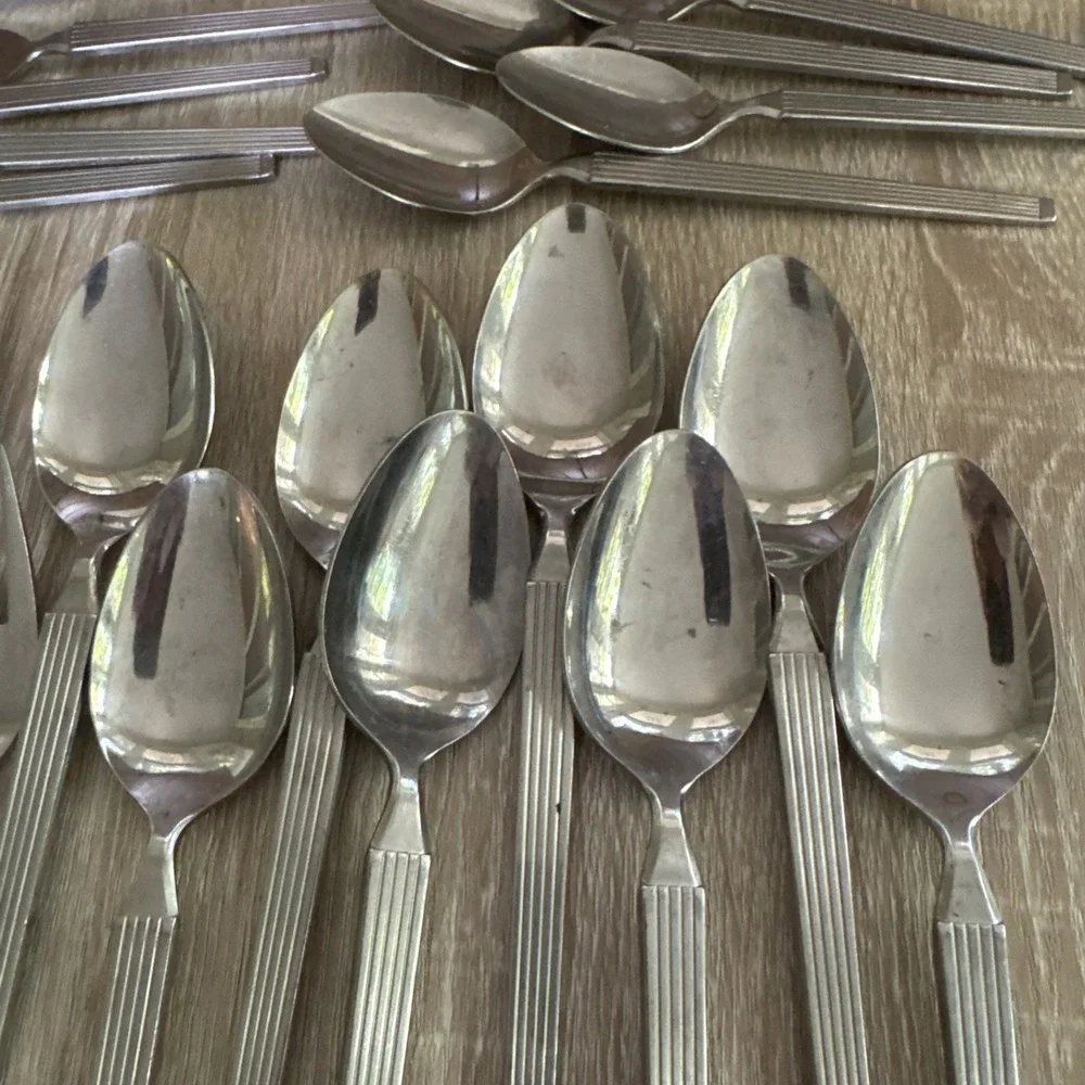 Vintage National Stainless Aqua Set Of 24 Spoons And Forks NST28